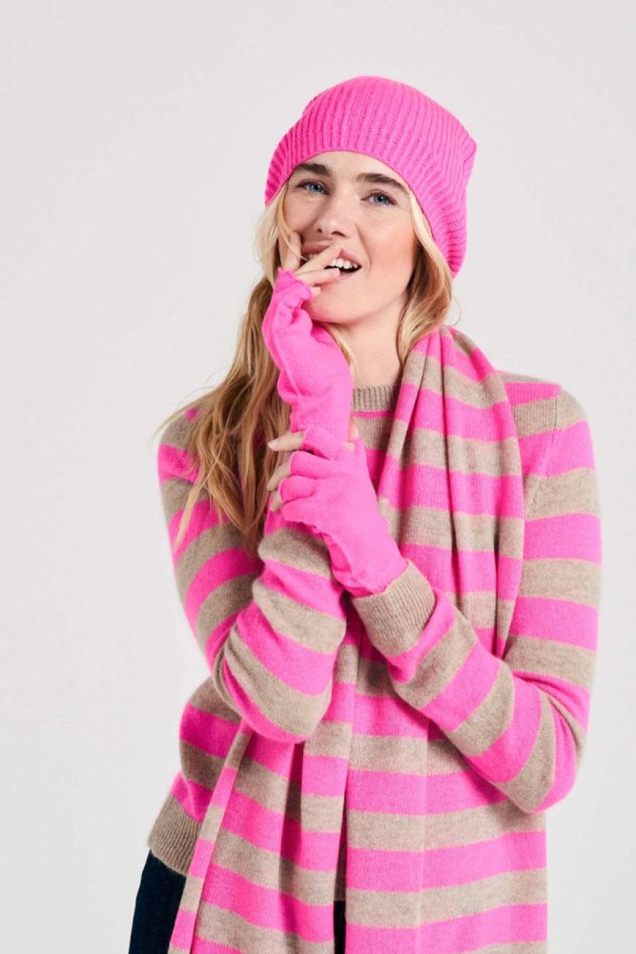 Women Jumper 1234 | Cashmere Beanie In Hot Pink