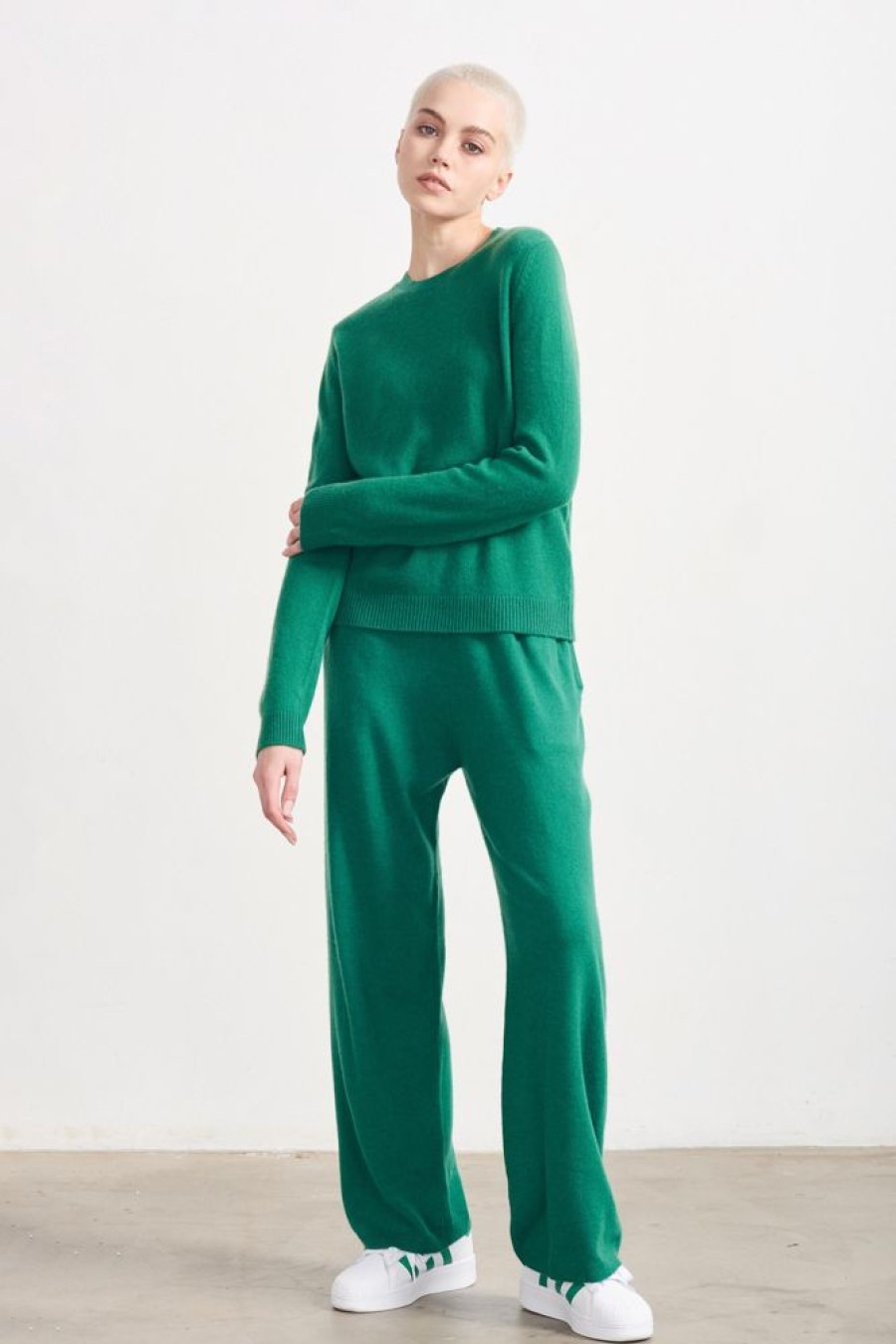 Women Jumper 1234 | Lightweight Cashmere Crew In Grass Green